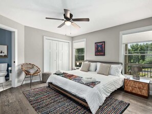 3 chambres, fer et planche à repasser, Wi-Fi, draps fournis