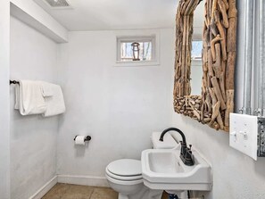 Doccia, asciugacapelli, asciugamani