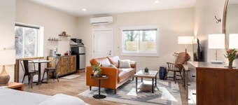 Eco-Luxe 1BDR w/ Patio + Free Tix | Near Biltmore