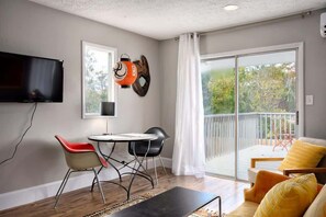 TV, offices - Cheerful Studio | Free Tix | Steps From Everything (Asheville)