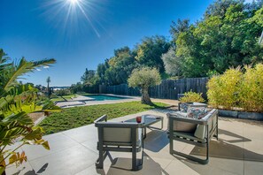 Terrace/patio - Villa 8 persons with swimming pool and sea view (STE MAXIME)