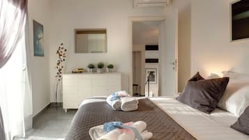 Apartment | 1 bedroom, iron/ironing board, free WiFi