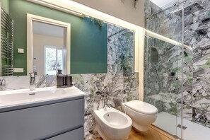 Bathroom - Mamo Florence - Aleardi Roof Apartment (Florence)