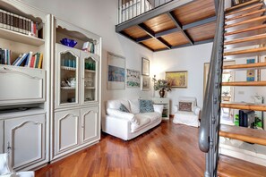 Apartament | Sala d'estar | Televisor de pantalla plana