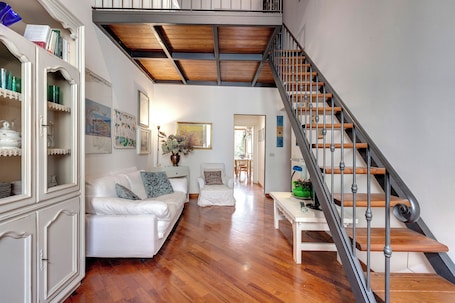 公寓 | 起居区 | 平板电视