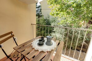 Apartment | Balcony - Mamo Florence - Guya Apartment (Florence)