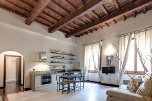 Apartment | Living area - Mamo Florence - Calzaiuoli Apartments (Florence)