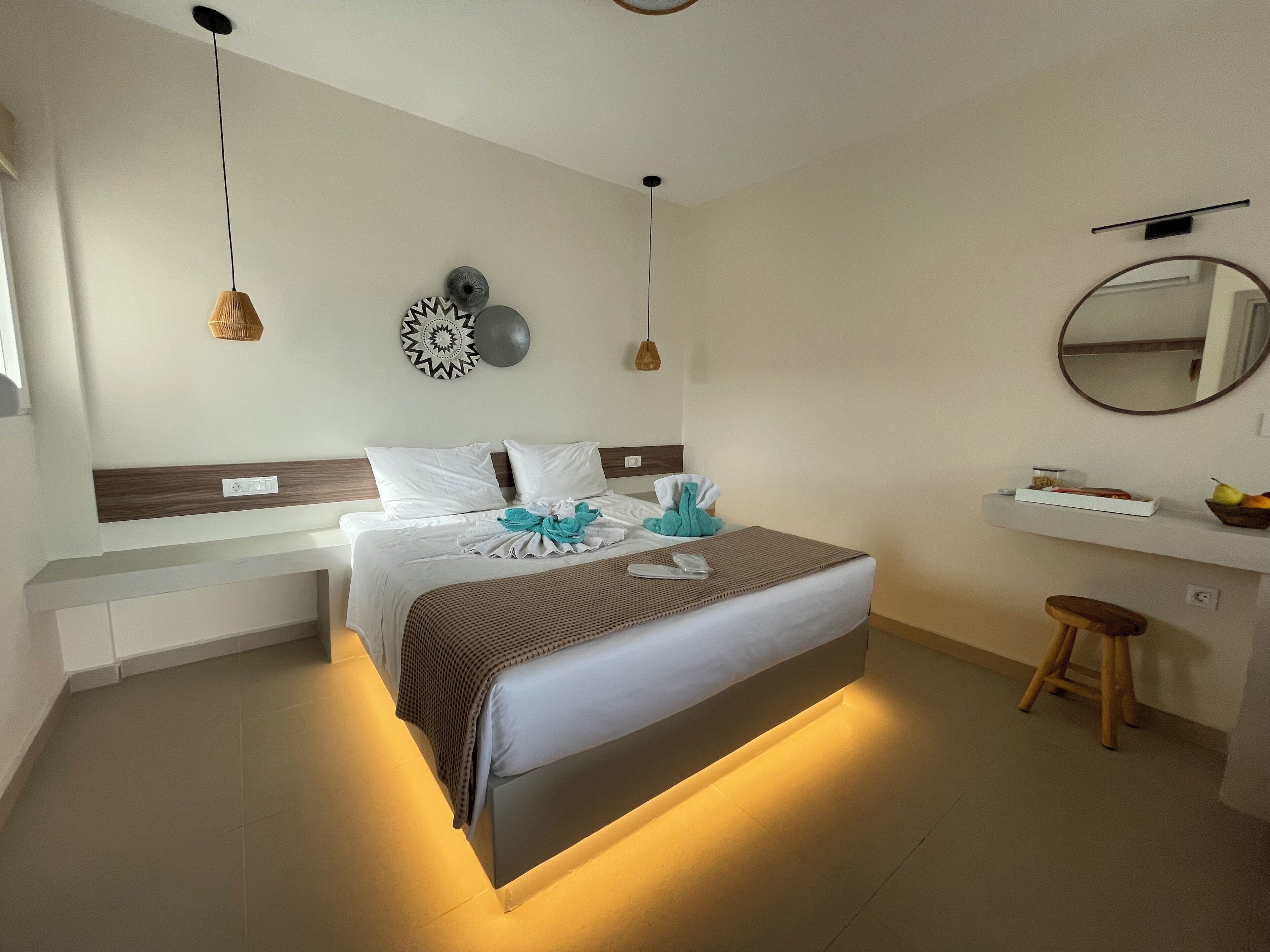 Deluxe Studio, Sea View, Beachfront | Memory-foam beds, desk, laptop workspace, soundproofing