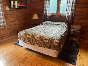 Room - Private Hannibal Retreat (Hannibal)