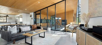 Tanglewood Cabin - Lake Access - Private - Modern