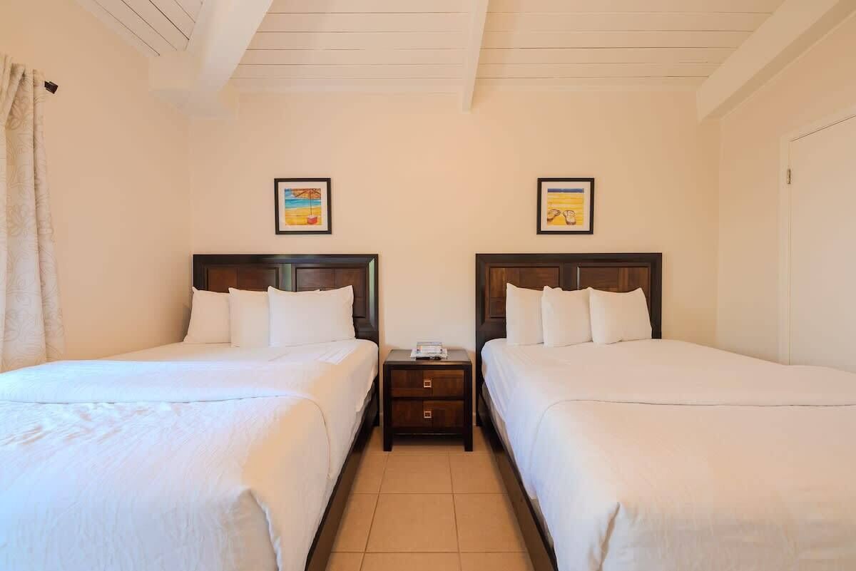 1 chambre, fer et planche à repasser, lit parapluie, Wi-Fi gratuit