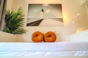 1 chambre, fer et planche à repasser, lit parapluie, Wi-Fi gratuit