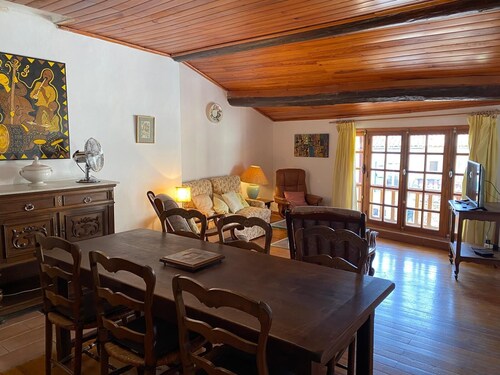 Le Castelet de Montmeyan Apartment near the lakes 