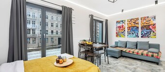 Lumina apartment near the station