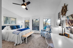 4 bedrooms, desk, iron/ironing board, travel crib