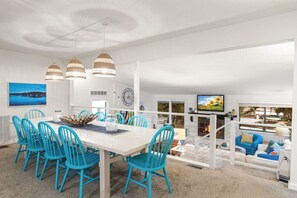 Dining - Anchors Away-Private Dock & Slip + Fire Pit (Sunrise Beach)