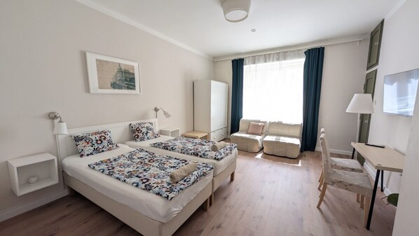 1 bedroom, iron/ironing board, free WiFi, bed sheets