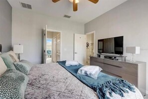 3 habitaciones, tabla de planchar con plancha y wifi gratis 