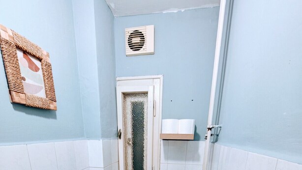 Hårføner og håndklær