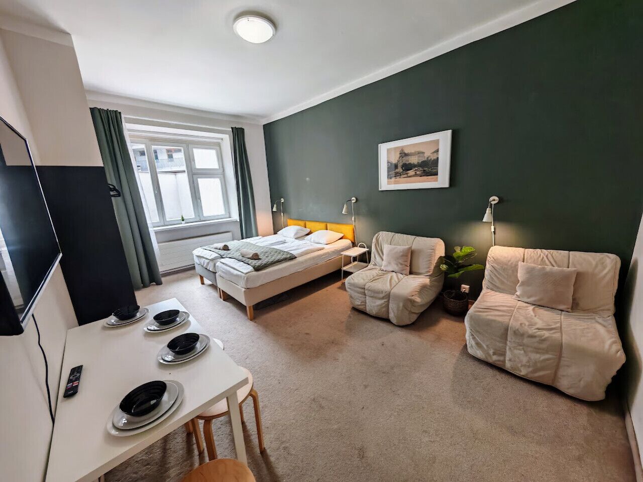 2 chambres, fer et planche à repasser, Wi-Fi gratuit, draps fournis