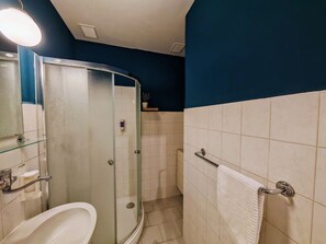 Hair dryer, towels
