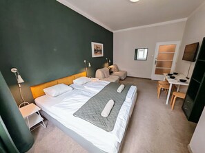 2 chambres, fer et planche à repasser, accès au Wi-Fi (inclus)