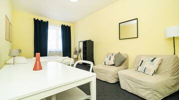 2 habitaciones, tabla de planchar con plancha y wifi gratis