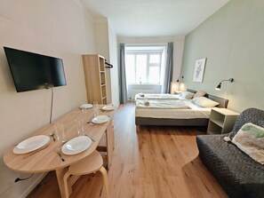 2 chambres, bureau, fer et planche à repasser, Wi-Fi gratuit