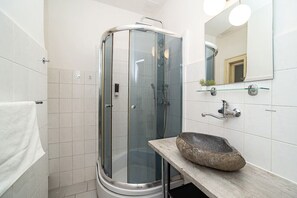 Hair dryer, towels