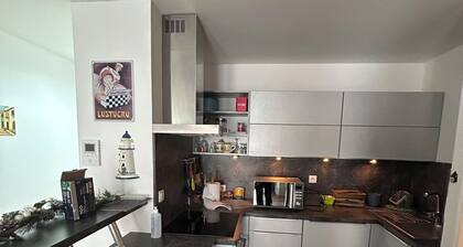 Apartment 38 m2, beach 50 m, balcony