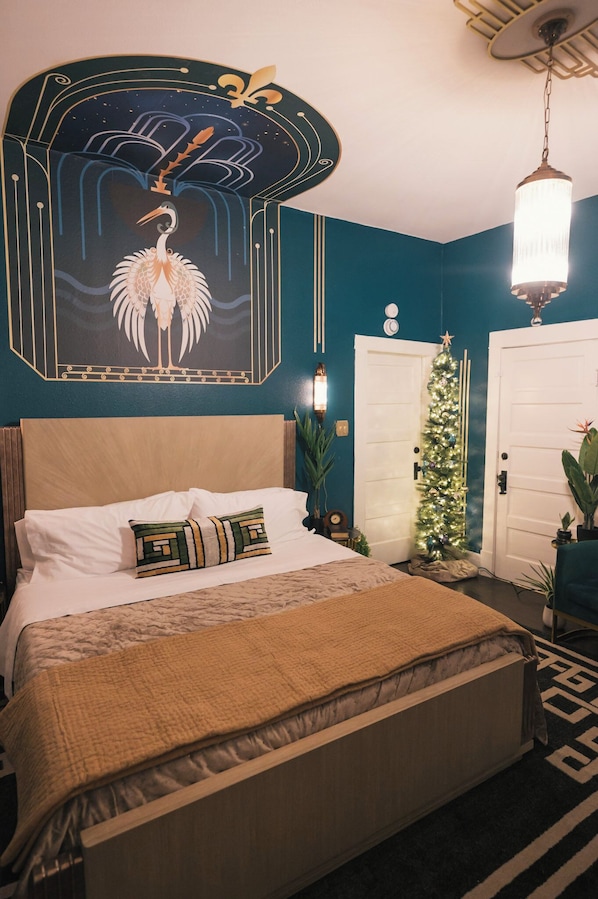 5 bedrooms, iron/ironing board, free WiFi, bed sheets