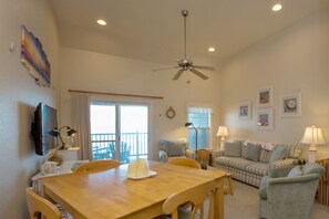 Smart TV, mesa de ping pong