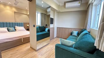 1 habitación, escritorio, wifi y ropa de cama