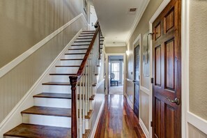 Interior - CSC3H Rum Runner by First Flight Rentals (Kill Devil Hills)