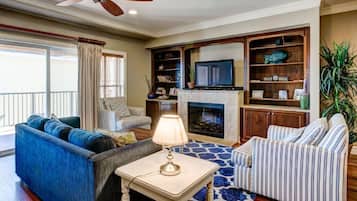 TV, fireplace