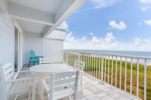 Outdoor dining - Oceanfront Penthouse Suite - Pool Views Elevator Endless Views (JY422) (Kill Devil Hills)
