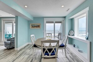 Dining - Oceanfront Penthouse Suite - Pool Views Elevator Endless Views (JY422) (Kill Devil Hills)
