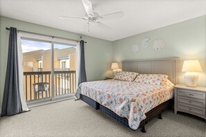 3 slaapkamers, een strijkplank/strijkijzer, gratis wifi, beddengoed