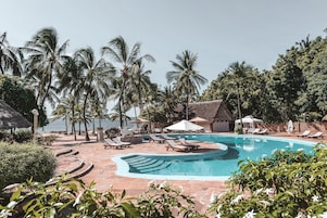 3 outdoor pools, open 6:30 AM to 6:00 PM, pool umbrellas, sun loungers