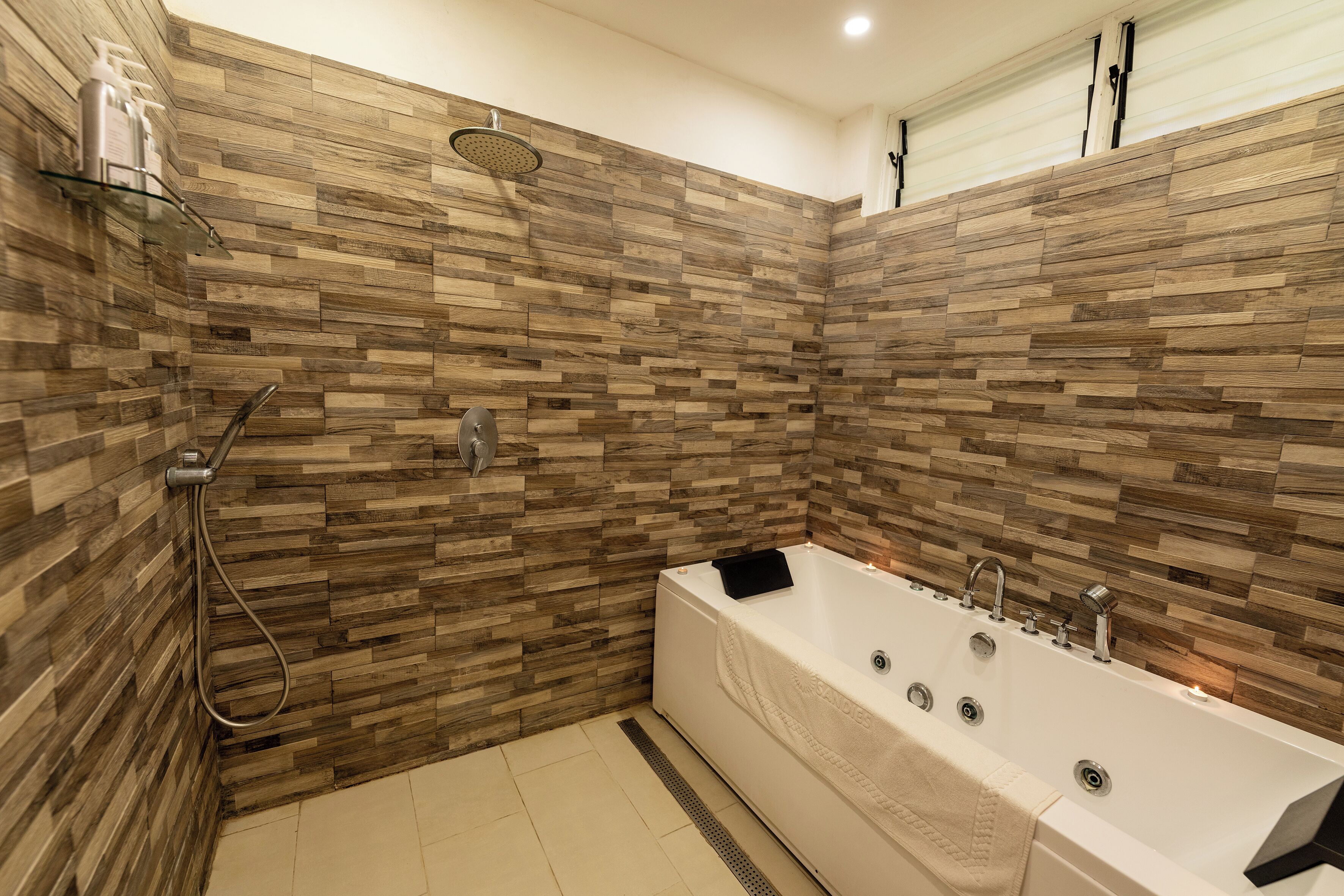 Foto - Diamonds Malindi