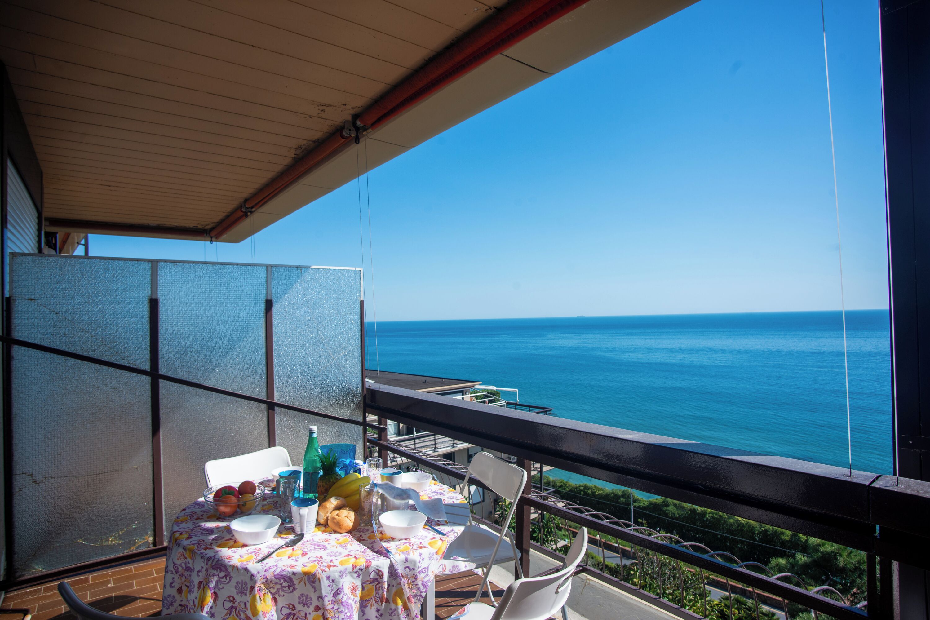 Apartamento família, vários quartos (Sole Surf E Relax) | Opções para refeição ao ar livre