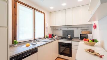 Family Apartment, Multiple Bedrooms, 2 Bathrooms (Plan Gorret Beautiful Flat In) | Private kitchen | Fridge, microwave, oven, stovetop