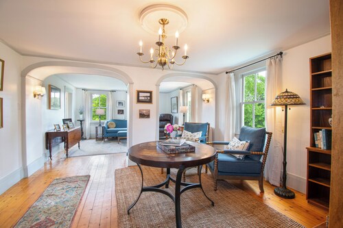 A historic, charming farmhouse in the heart of Midcoast Maine!