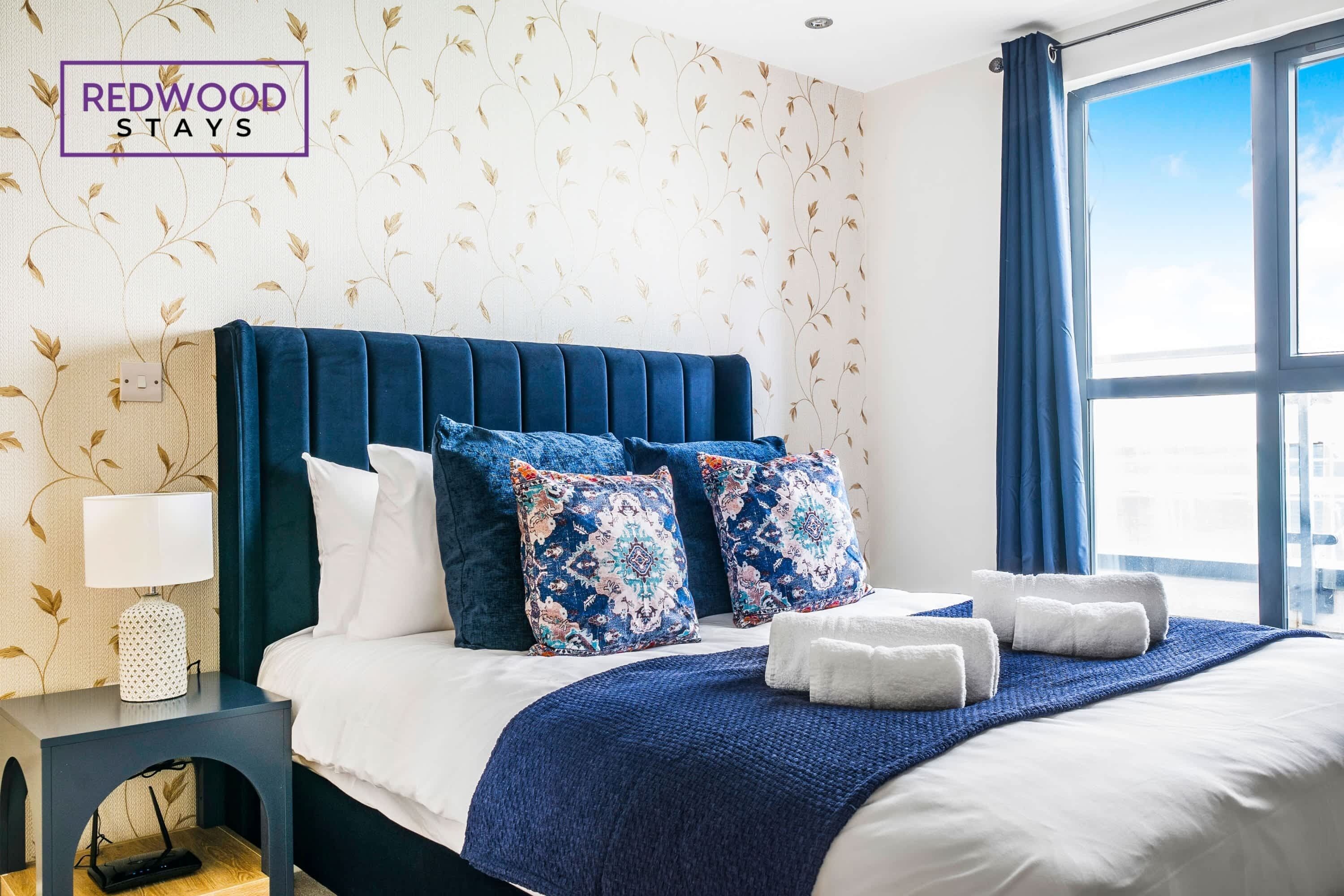 2 soverom, skrivebord, strykejern/-brett og wi-fi