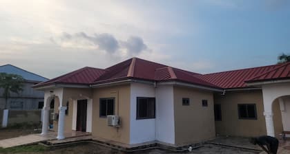Assembly Hotel - Esiama