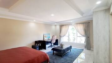 1 chambre, fer et planche Ă repasser, Wi-Fi, draps fournis