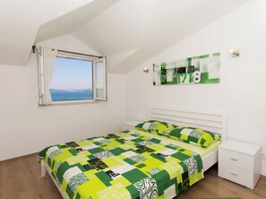 2 soverom, strykejern/-brett, wi-fi og sengetøy