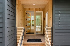 Interior - Sandy River Group Getaway 4 (Mount Hood Village)