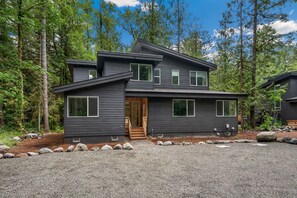 Exterior - Sandy River Group Getaway 4 (Mount Hood Village)