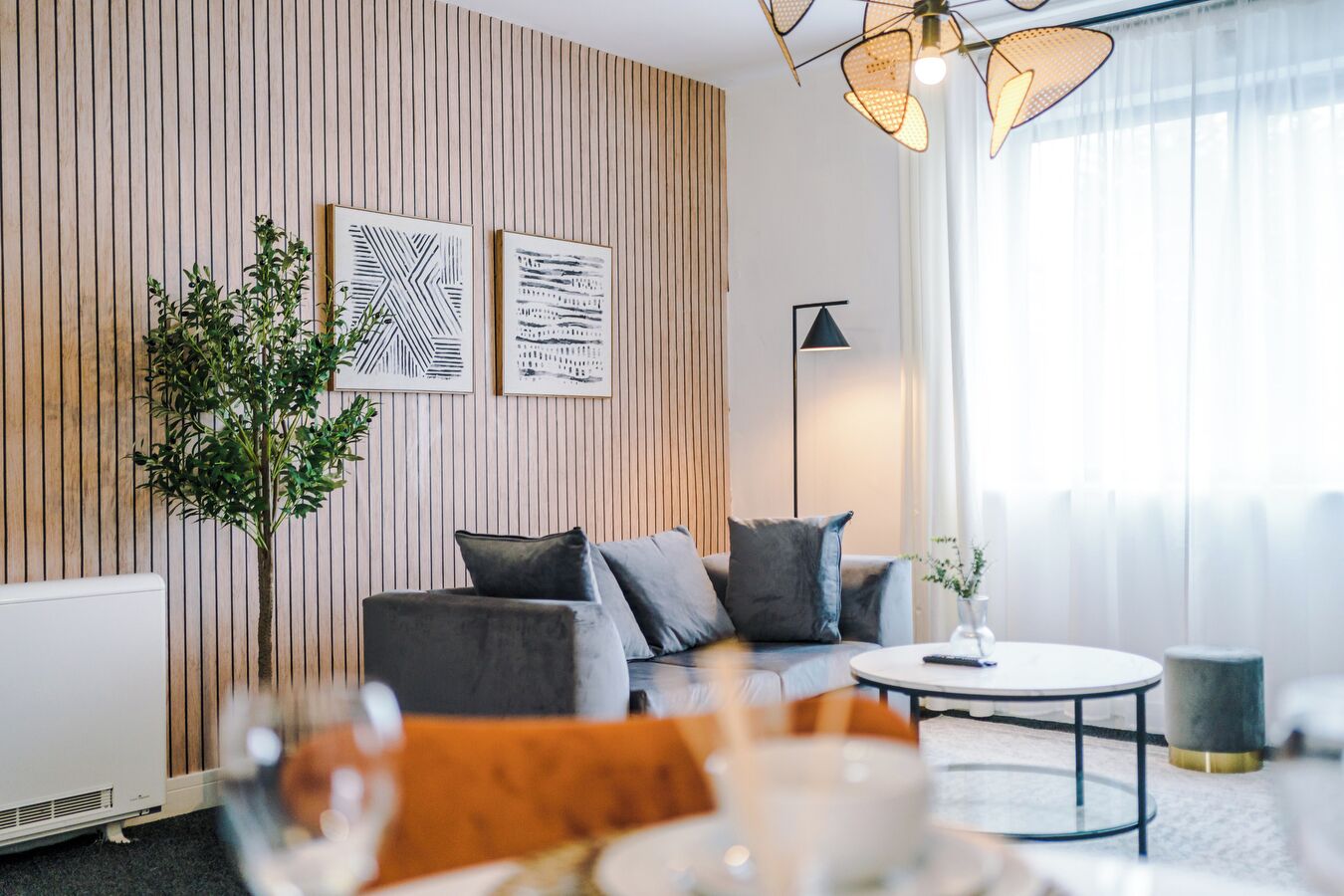 Luxurious 1-Bed Apartment: Sleeps 4, Free Parking | Living area | Smart TV, Netflix, streaming services